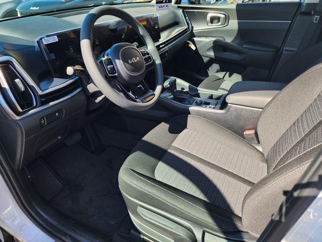 new 2025 Kia Sorento car, priced at $33,526