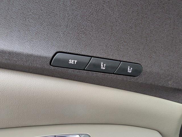 new 2025 Kia Carnival Hybrid car, priced at $41,730