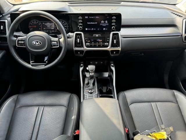 used 2021 Kia Sorento car, priced at $25,627