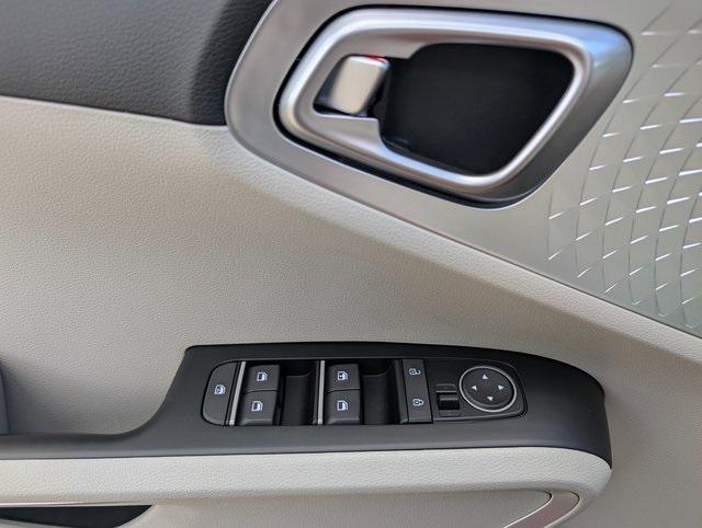 new 2025 Kia Soul car, priced at $21,009