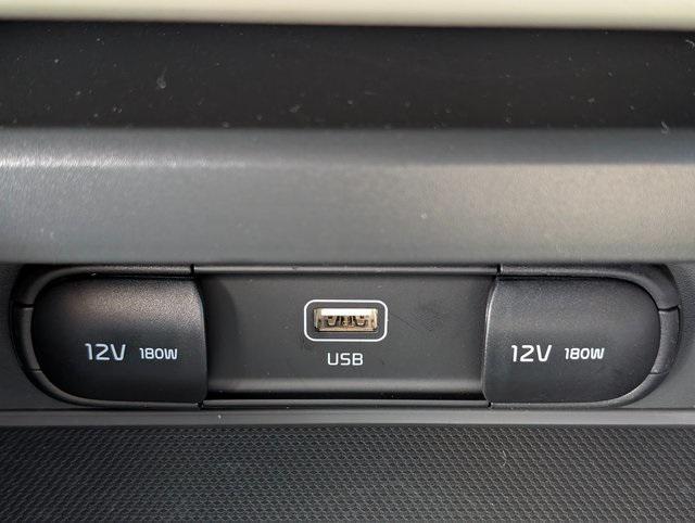 new 2025 Kia Soul car, priced at $21,009