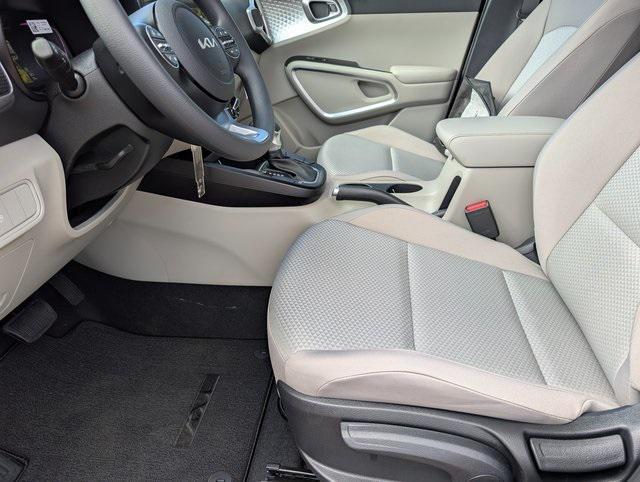 new 2025 Kia Soul car, priced at $21,009