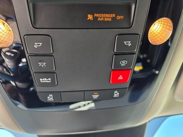 new 2025 Kia Carnival car, priced at $39,321