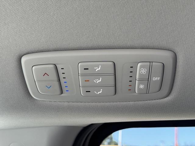 used 2024 Kia Carnival car, priced at $30,866