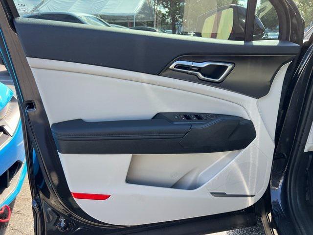 new 2026 Kia Sportage car, priced at $31,332