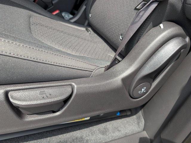 new 2025 Kia Carnival car, priced at $38,860