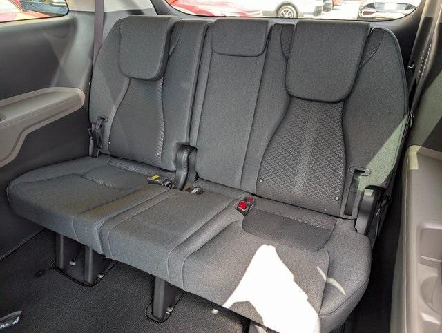new 2025 Kia Carnival car, priced at $38,860