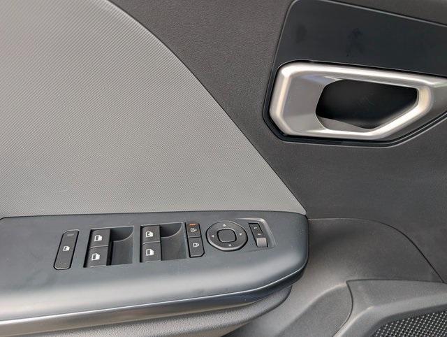 new 2025 Kia K4 car, priced at $23,366