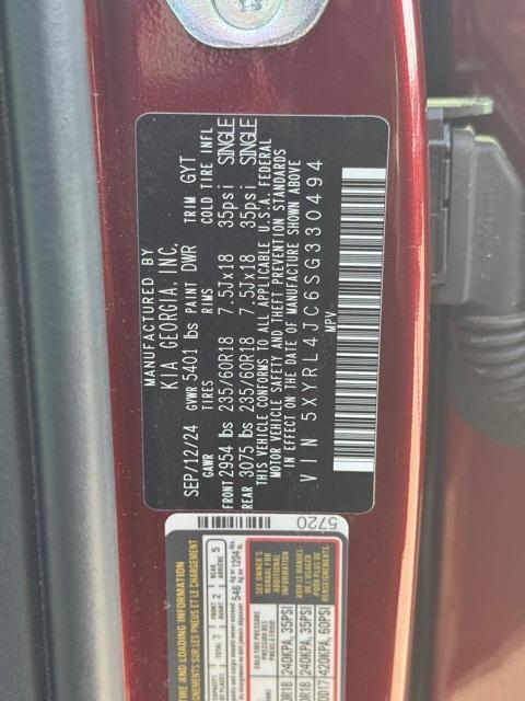 used 2025 Kia Sorento car, priced at $31,675