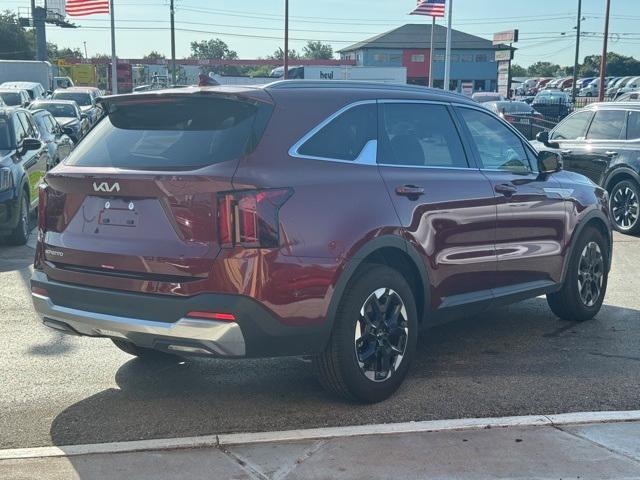 used 2025 Kia Sorento car, priced at $31,675