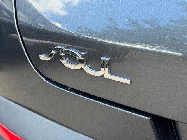 used 2021 Kia Soul car, priced at $13,673
