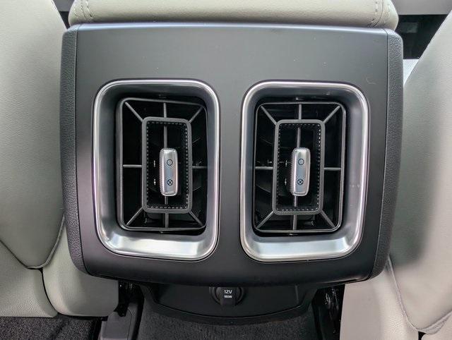 new 2025 Kia Sorento car, priced at $35,292