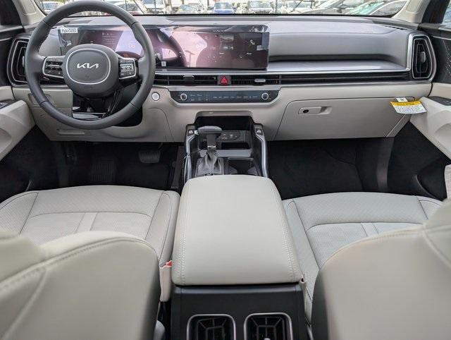 new 2025 Kia Sorento car, priced at $35,292