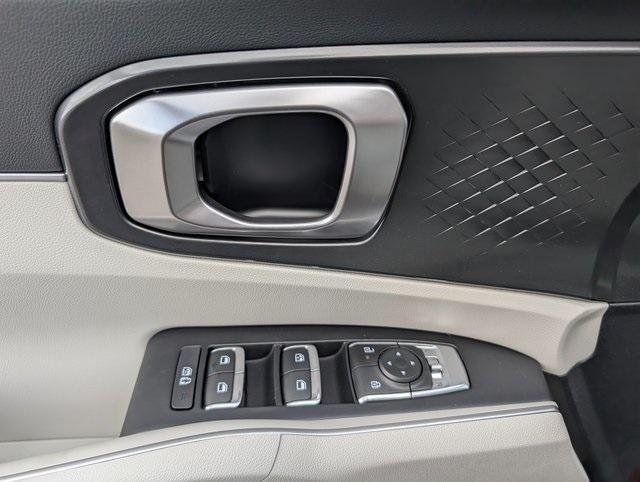new 2025 Kia Sorento car, priced at $35,292