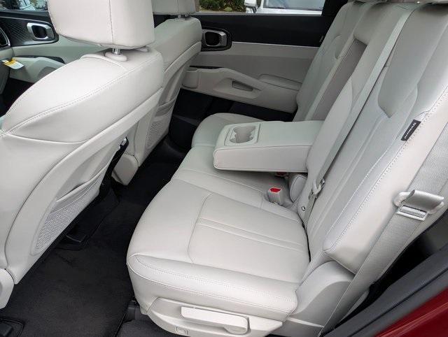 new 2025 Kia Sorento car, priced at $35,292