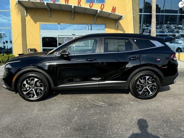 new 2025 Kia Sportage car, priced at $28,318