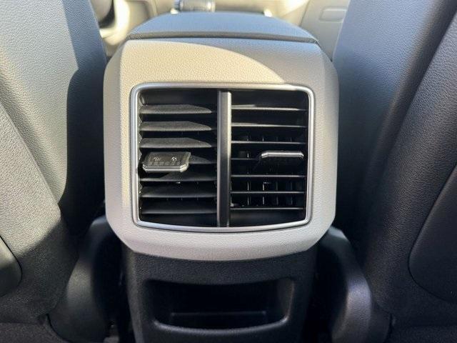 new 2025 Kia Sportage car, priced at $28,318