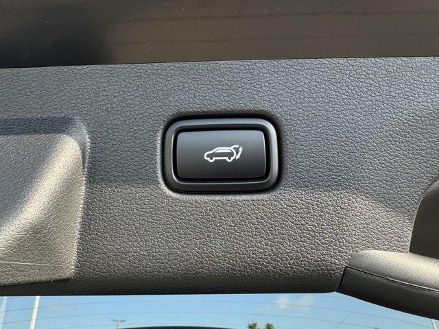 new 2025 Kia Sportage car, priced at $28,318