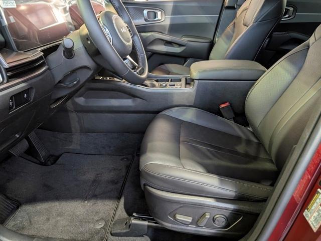 new 2025 Kia Sorento car, priced at $34,044