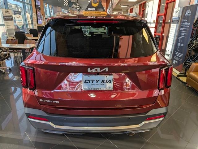 new 2025 Kia Sorento car, priced at $34,044