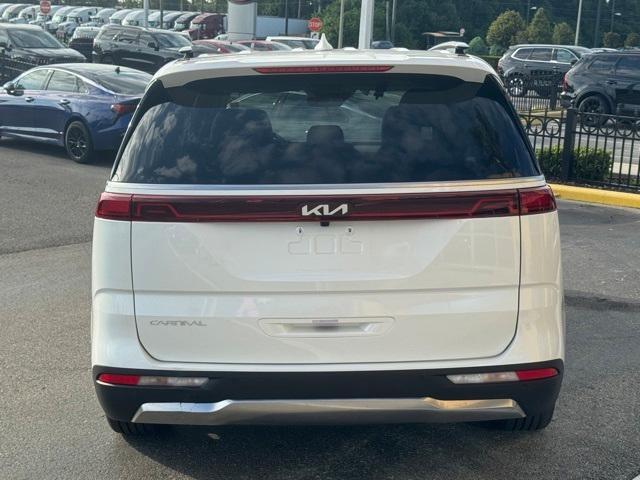 used 2024 Kia Carnival car, priced at $40,993