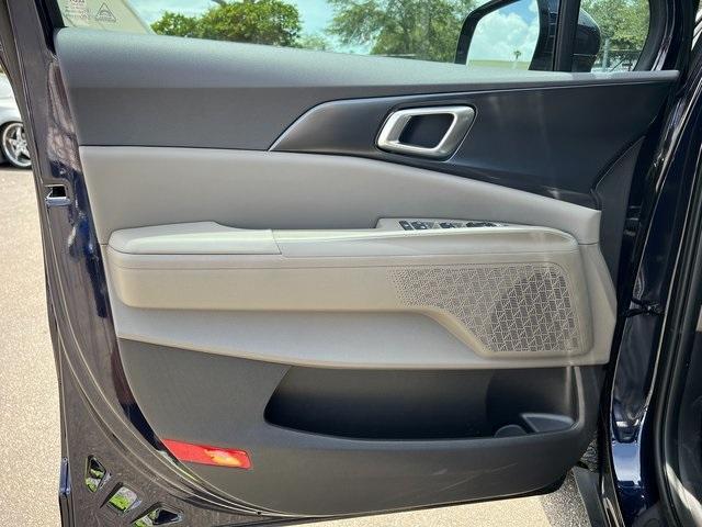 new 2026 Kia Carnival car, priced at $38,447