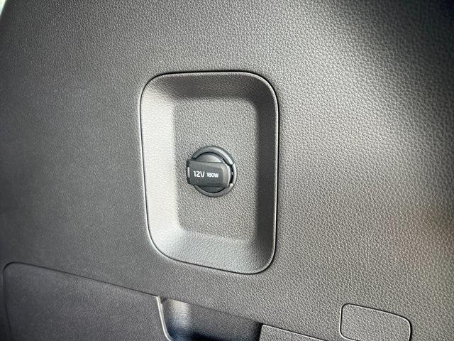 new 2026 Kia Carnival car, priced at $38,447