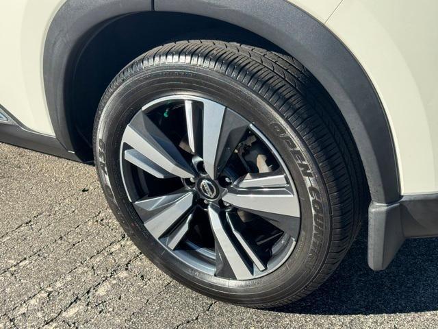 used 2021 Nissan Rogue car, priced at $18,040