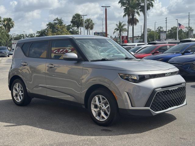 used 2024 Kia Soul car, priced at $19,508