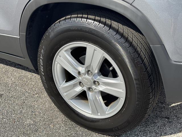 used 2020 Chevrolet Trax car, priced at $12,585