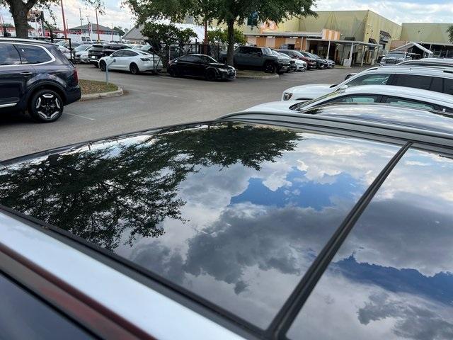 used 2021 Kia Sorento Hybrid car, priced at $25,712