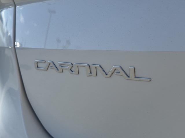 used 2024 Kia Carnival car, priced at $31,998
