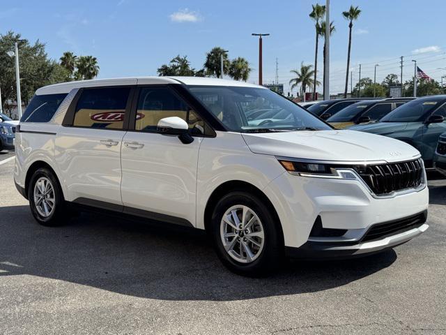 used 2024 Kia Carnival car, priced at $31,998