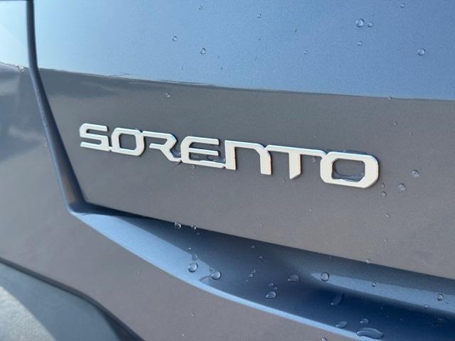 used 2024 Kia Sorento car, priced at $27,378
