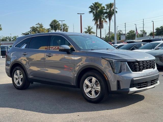 used 2024 Kia Sorento car, priced at $27,378