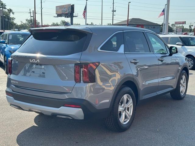used 2024 Kia Sorento car, priced at $27,378