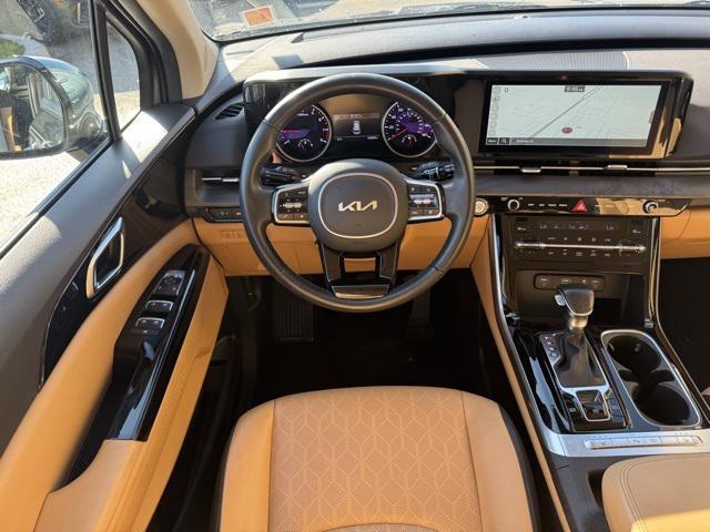 used 2024 Kia Carnival car, priced at $30,544