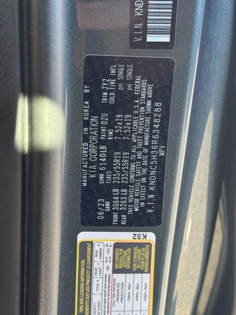 used 2024 Kia Carnival car, priced at $30,544