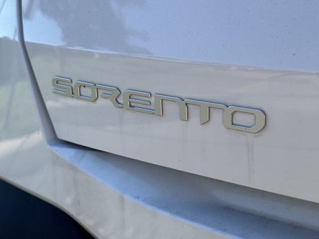 used 2025 Kia Sorento car, priced at $29,155