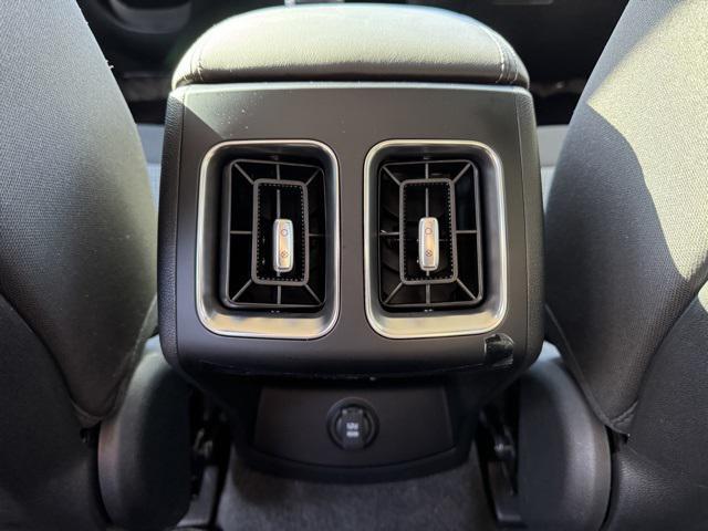 used 2025 Kia Sorento car, priced at $29,155