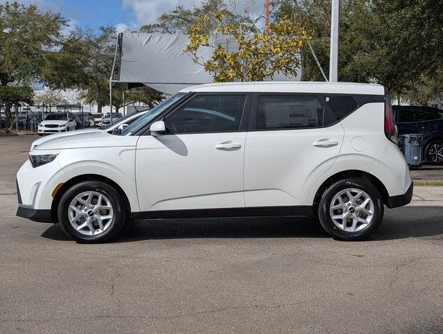 new 2025 Kia Soul car, priced at $21,816