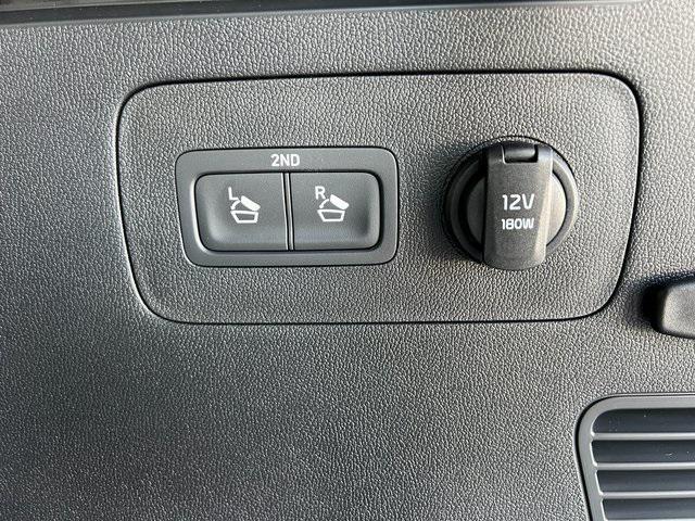 new 2025 Kia Sorento car, priced at $44,895