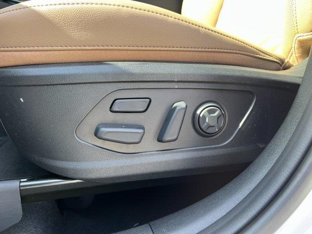 new 2025 Kia Sorento car, priced at $44,895