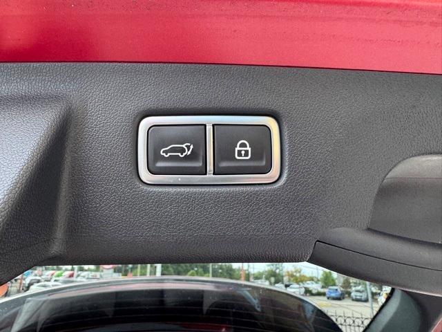 used 2023 Kia Sorento Hybrid car, priced at $28,242