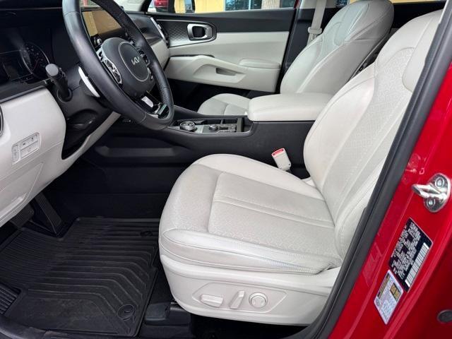 used 2023 Kia Sorento Hybrid car, priced at $28,242