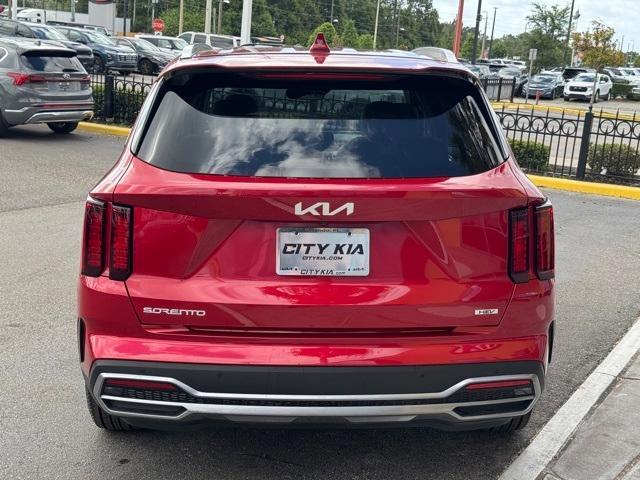 used 2023 Kia Sorento Hybrid car, priced at $28,242