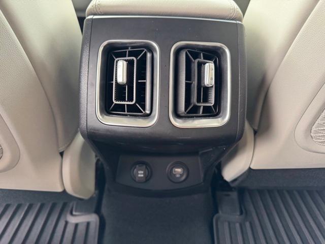 used 2023 Kia Sorento Hybrid car, priced at $28,242