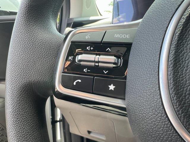 new 2026 Kia Carnival car, priced at $37,003