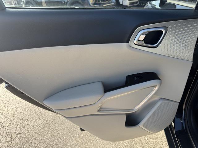 used 2021 Kia Soul car, priced at $15,462