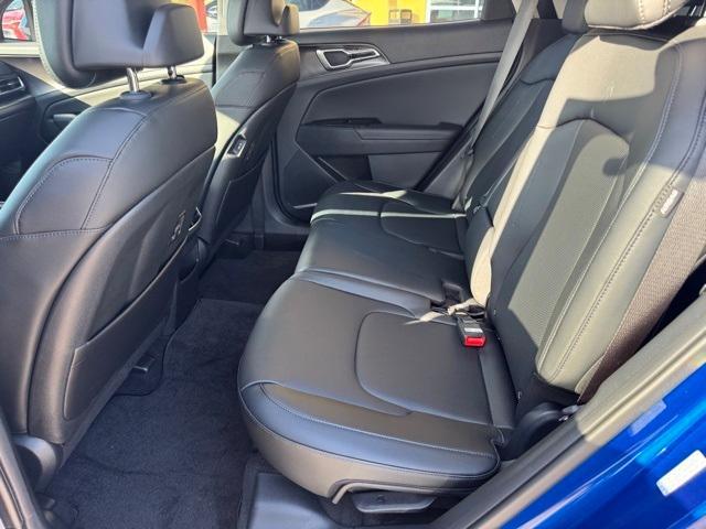 used 2025 Kia Sportage car, priced at $25,333